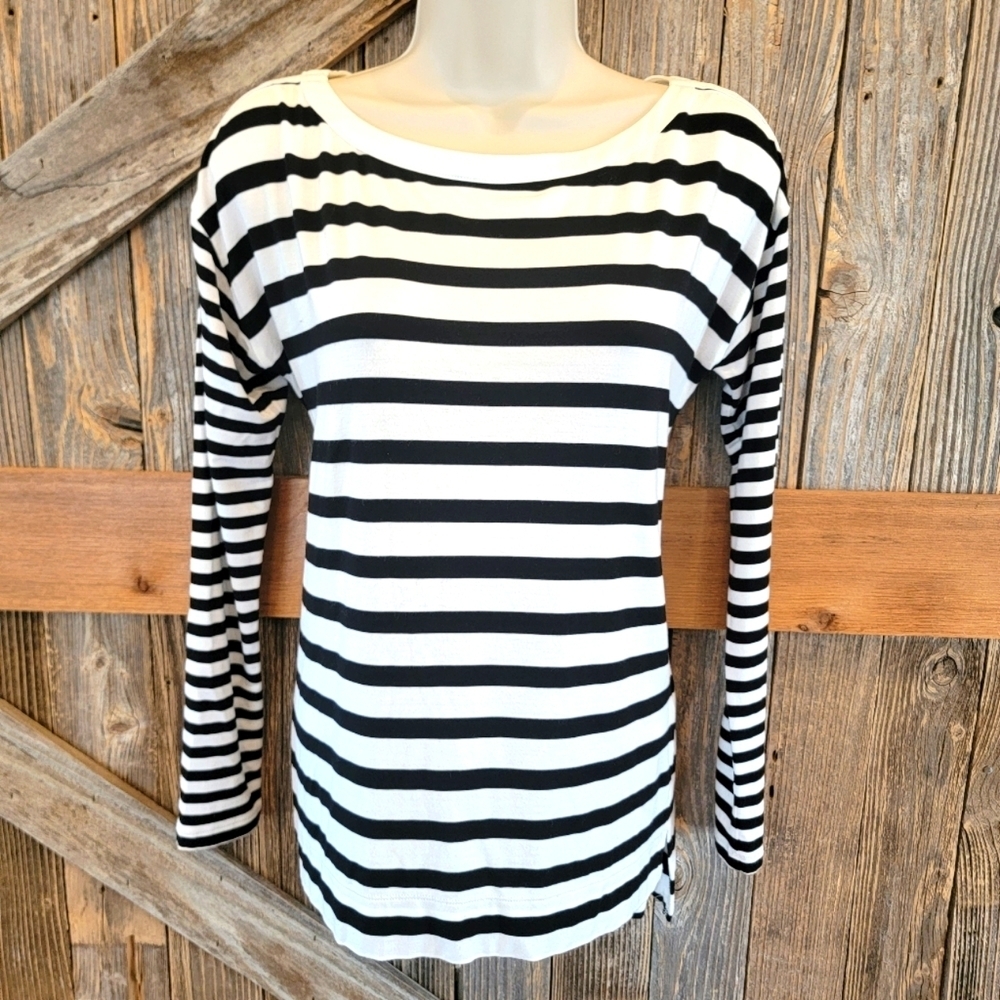 White House Black Market Black Stripe Top Size XS Long Sleeve rayon stretch EUC